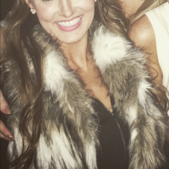 Fur vest - Picture 3 of 4